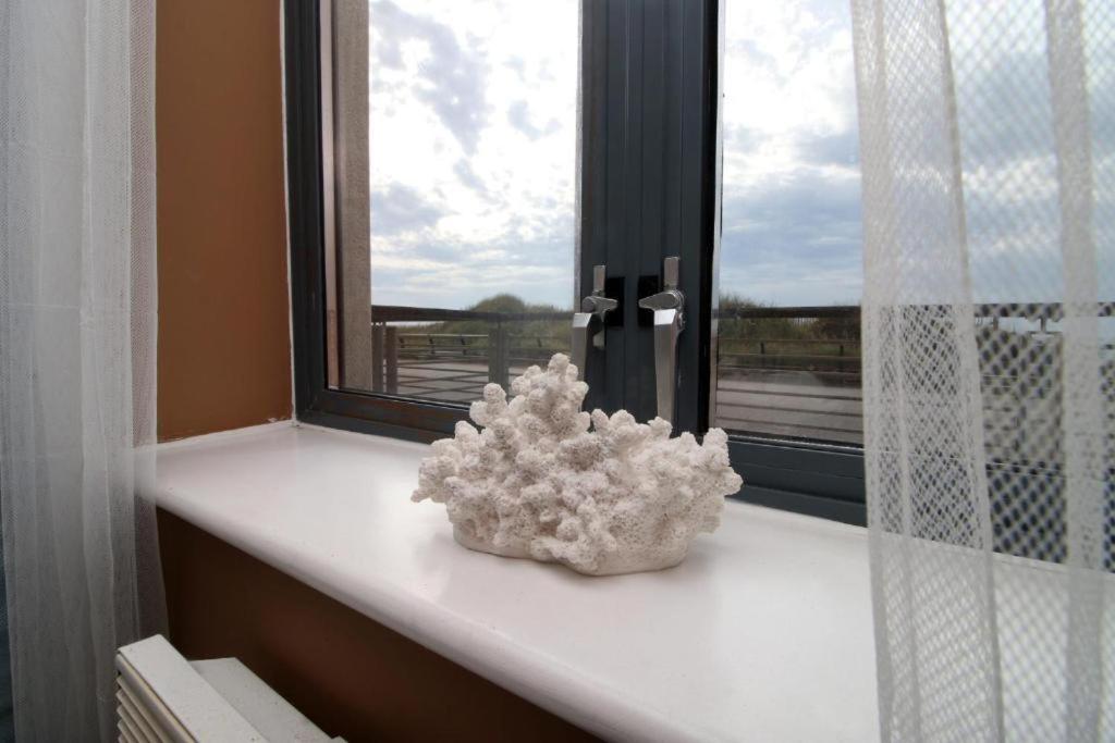 Observatory 2 Bedroom Apartment Overlooking Beach Суонси Экстерьер фото