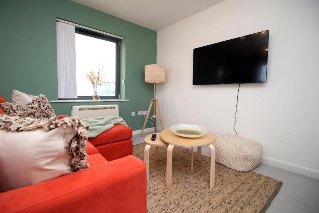 Observatory 2 Bedroom Apartment Overlooking Beach Суонси Экстерьер фото