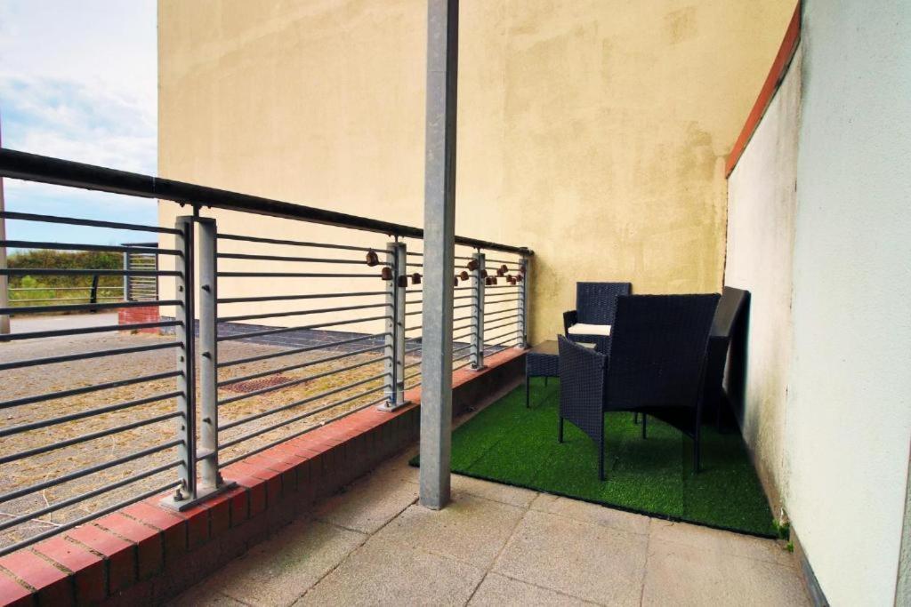 Observatory 2 Bedroom Apartment Overlooking Beach Суонси Экстерьер фото